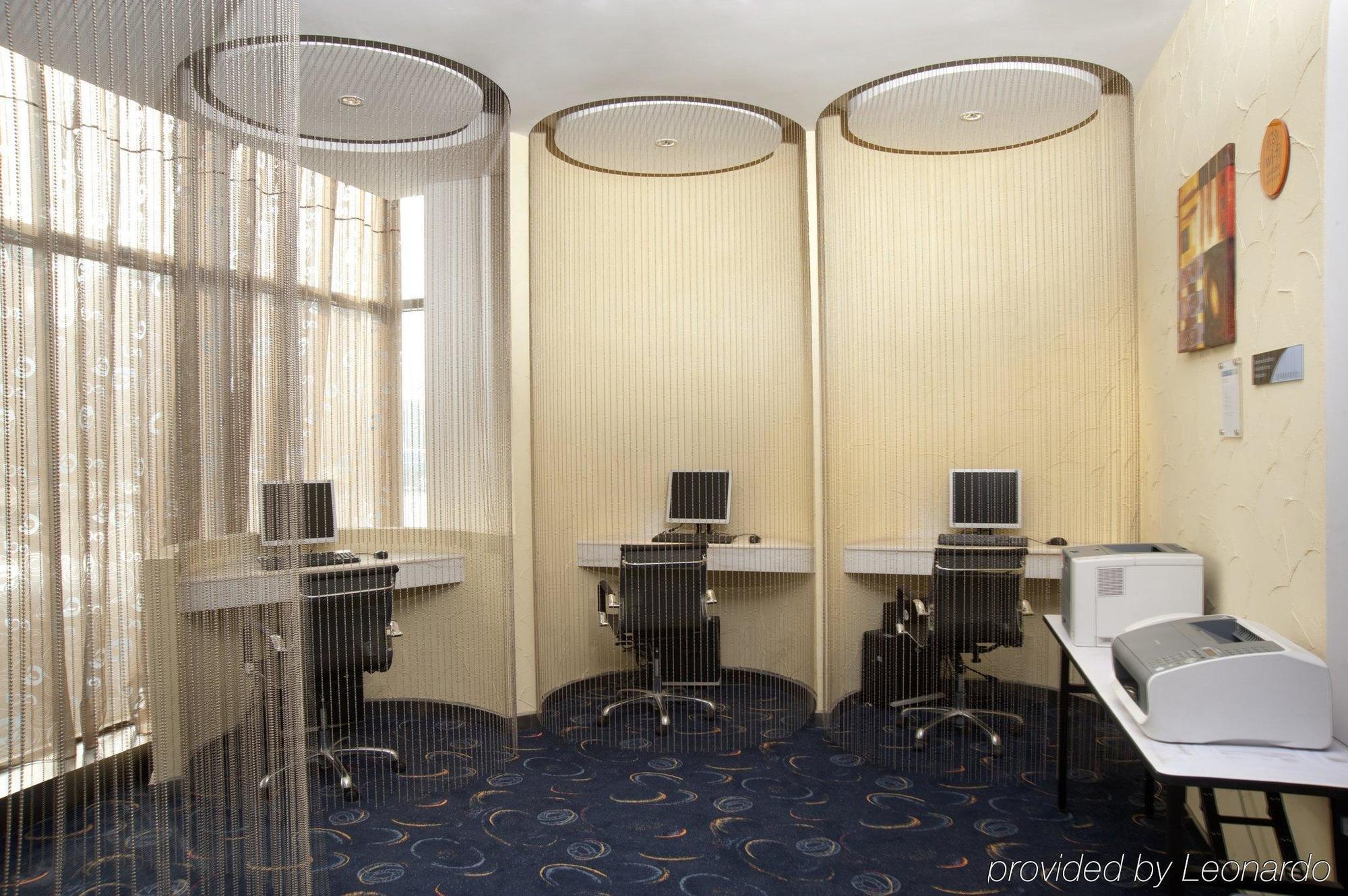 Holiday Inn Express Tianjin Binhai Konforlar fotoğraf